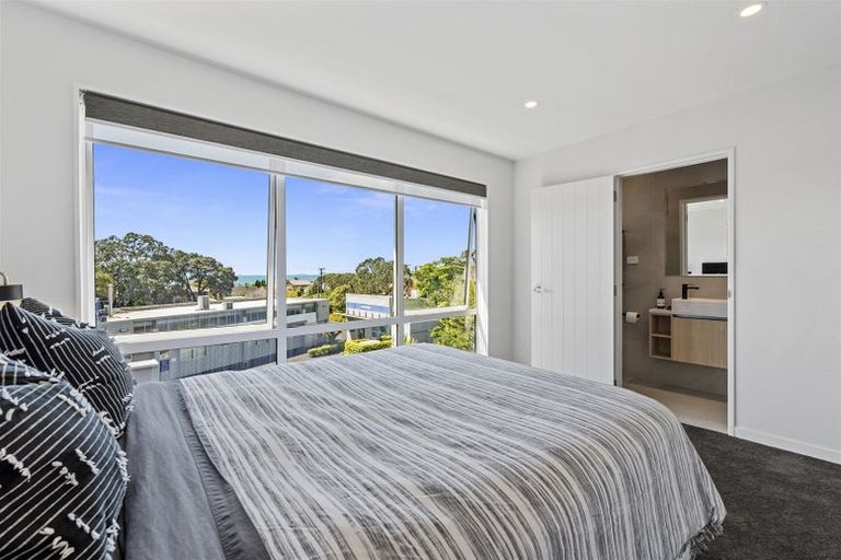 Photo of property in 4/4 Jutland Road, Hauraki, Auckland, 0622