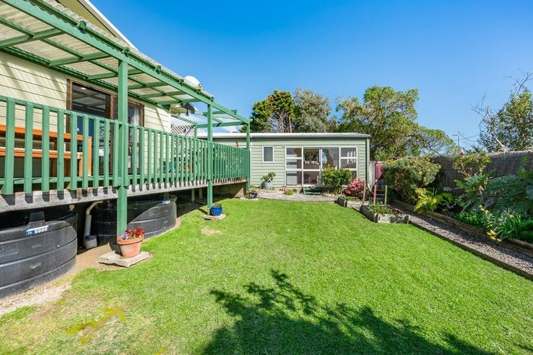 Photo of property in 28 Matenga Street, Waikanae, 5036
