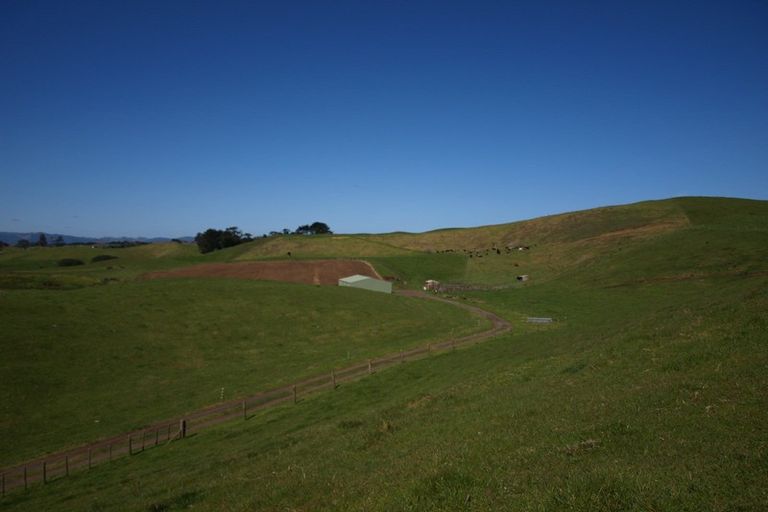 Photo of property in 247 Kaihau Road, Karioitahi, Waiuku, 2683