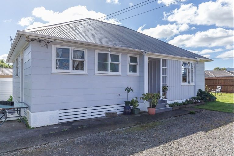 Photo of property in 577 Queen Street East, Levin, 5510