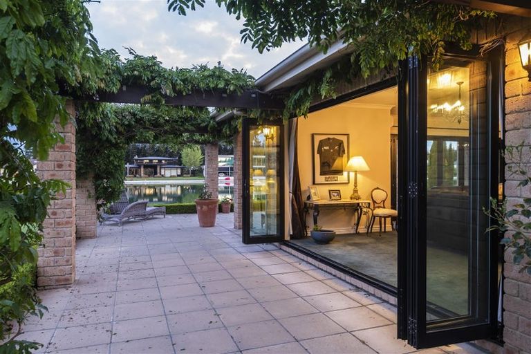 Photo of property in 17 Oakgrove Drive, Rangiora, 7400