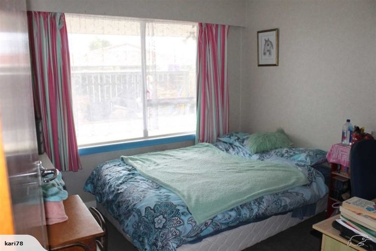 Photo of property in 17 Hadfield Street, Otaki, 5512