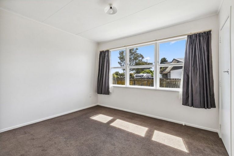 Photo of property in 20 Rhonda Avenue, Deanwell, Hamilton, 3206