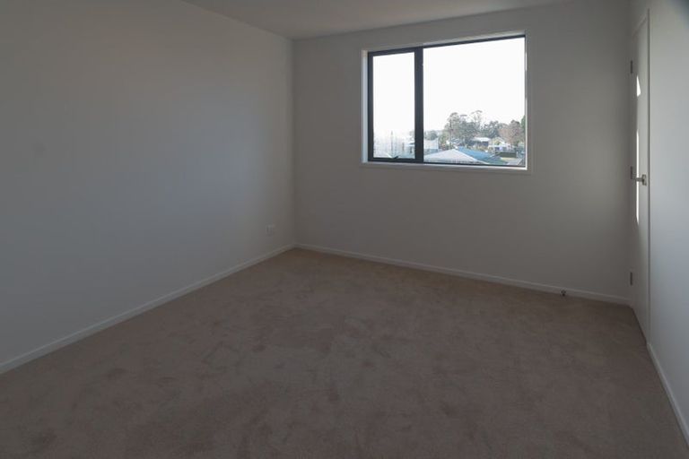 Photo of property in 20 Clay Works Lane, New Lynn, 0600