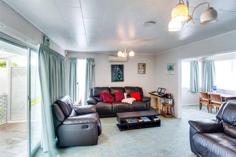 Photo of property in 127 Westminster Avenue, Tamatea, Napier, 4112