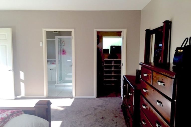 Photo of property in 33 William Dawson Crescent, Wigram, Christchurch, 8025