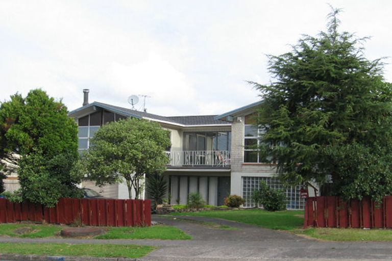 Photo of property in 239 Royal Road, Massey, Auckland, 0614