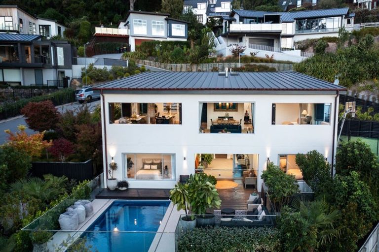 Photo of property in 39 Kiteroa Place, Cashmere, Christchurch, 8022