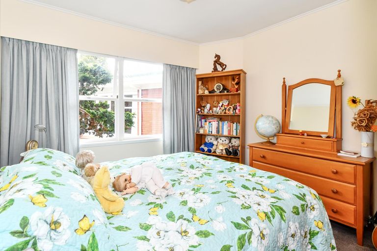 Photo of property in 49 Weymouth Road, Manurewa, Auckland, 2102