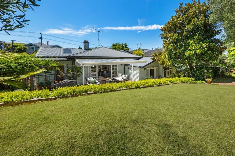 Photo of property in 33 Pencarrow Avenue, Epsom, Auckland, 1023