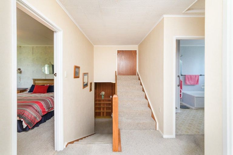 Photo of property in 18a Campbell Street, Feilding, 4702
