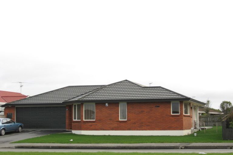 Photo of property in 688 Queens Drive, Waikiwi, Invercargill, 9810
