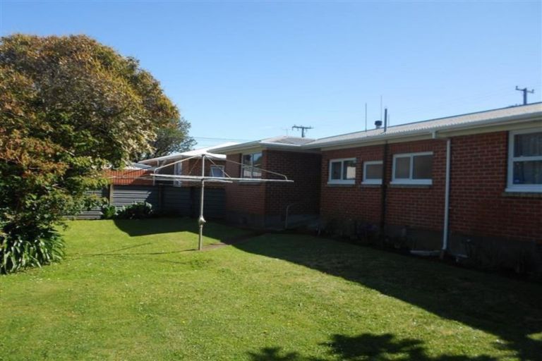 Photo of property in 74 Gover Street, New Plymouth, 4310