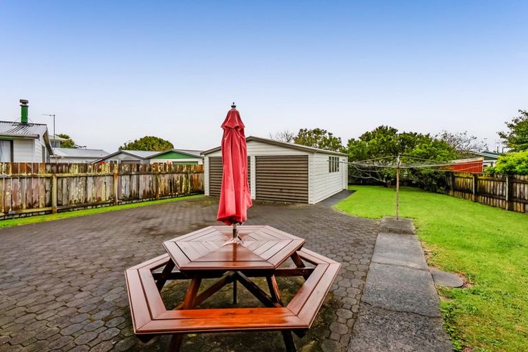 Photo of property in 6 Trimble Place, Bell Block, New Plymouth, 4312