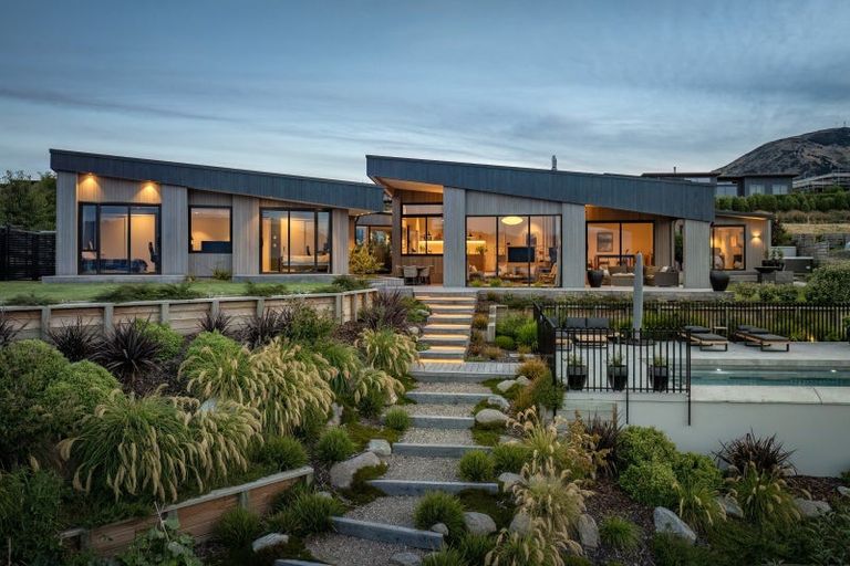 Photo of property in Meadowstone Alpha Series, 12 Jade Drive, Wanaka, 9305