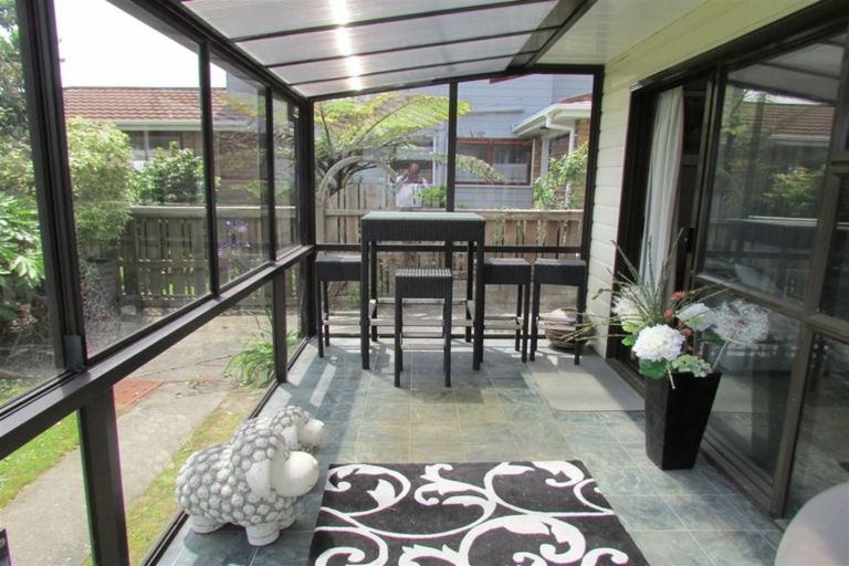 Photo of property in 24 Parfitt Place, Greymouth, 7805