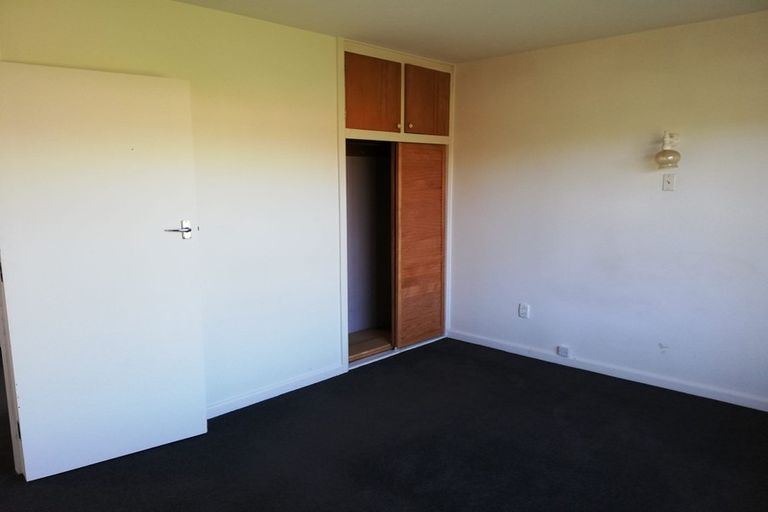 Photo of property in 8 Fenchurch Street, Northcote, Christchurch, 8052