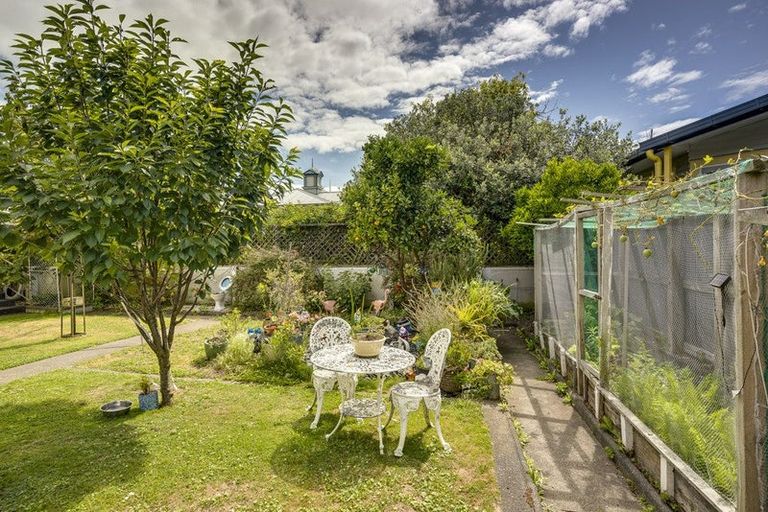 Photo of property in 1/58 Kennedy Road, Napier South, Napier, 4110