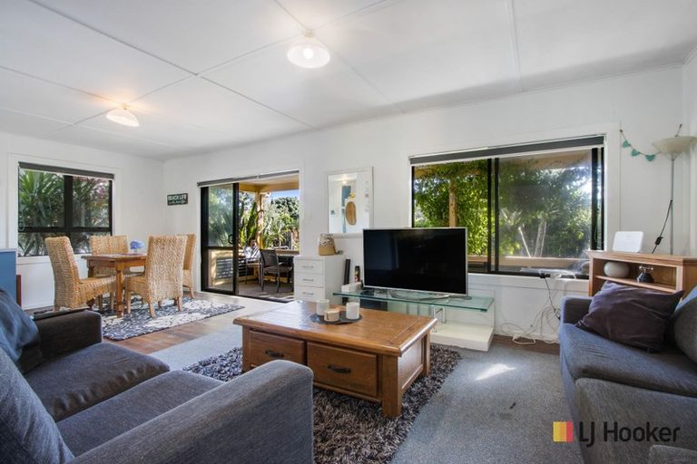 Photo of property in 50 Hillview Road, Waihi Beach, 3611