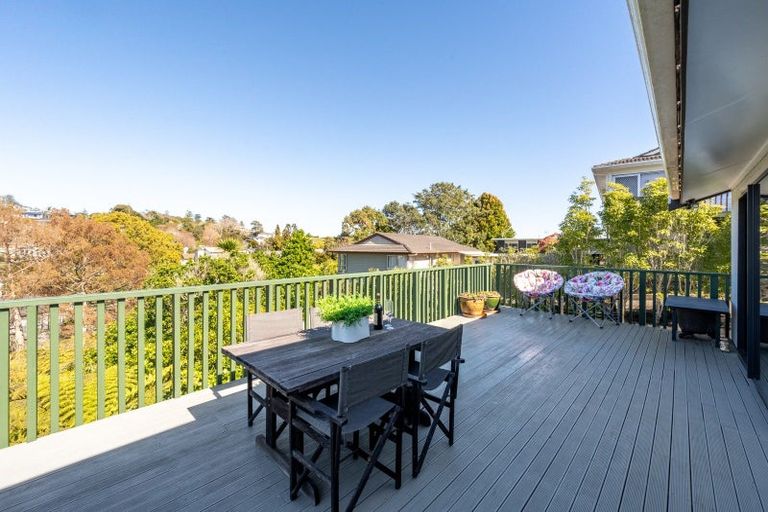 Photo of property in 10 Oliver Twist Avenue, Mellons Bay, Auckland, 2014