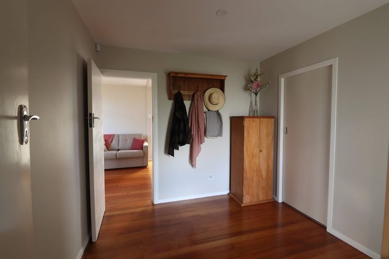 Photo of property in 17 East Street, Terrace End, Palmerston North, 4410