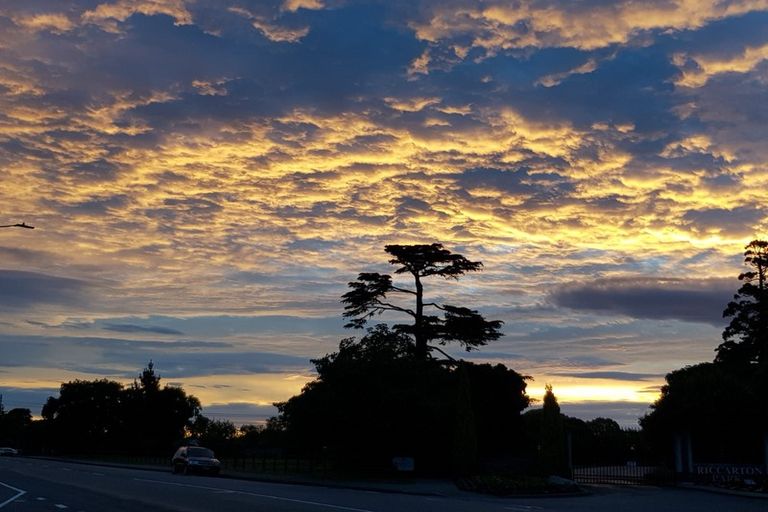 Photo of property in 2/5 Chokebore Place, Sockburn, Christchurch, 8042