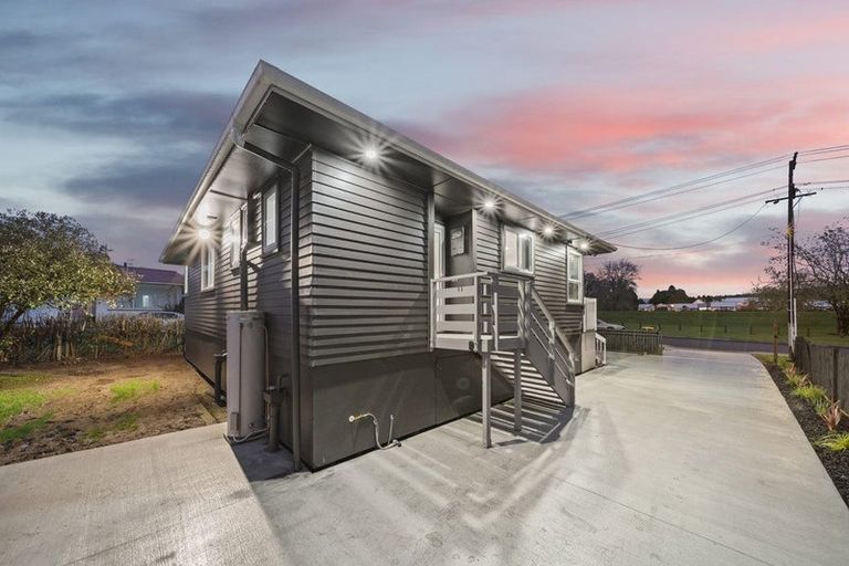 Photo of property in 67 Smiths Avenue, Papakura, 2110