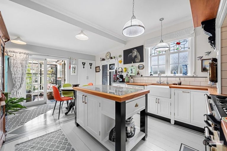 Photo of property in 12 Collins Street, Petone, Lower Hutt, 5012