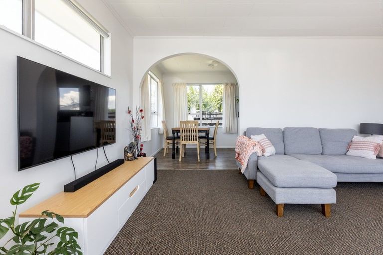 Photo of property in 4 Antrim Place, Tamatea, Napier, 4112