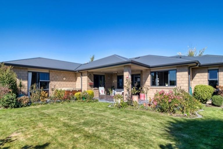 Photo of property in 69 Russell Robertson Drive, Havelock North, 4130