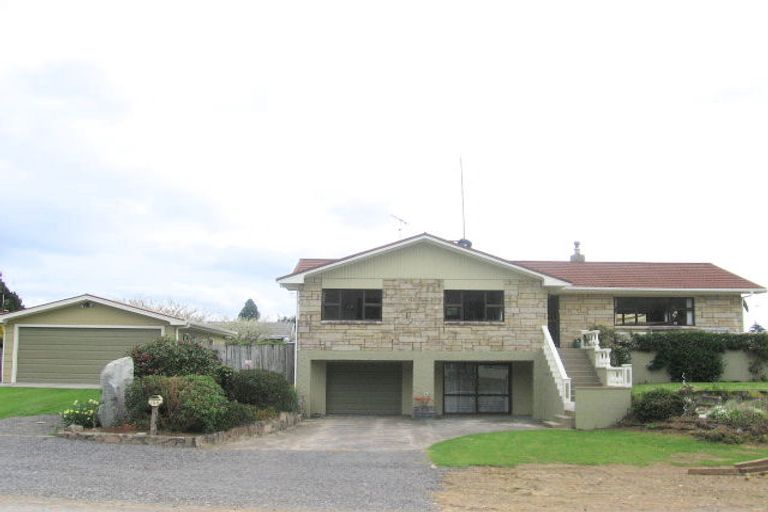 Photo of property in 195 Albert Street, Coromandel, 3506