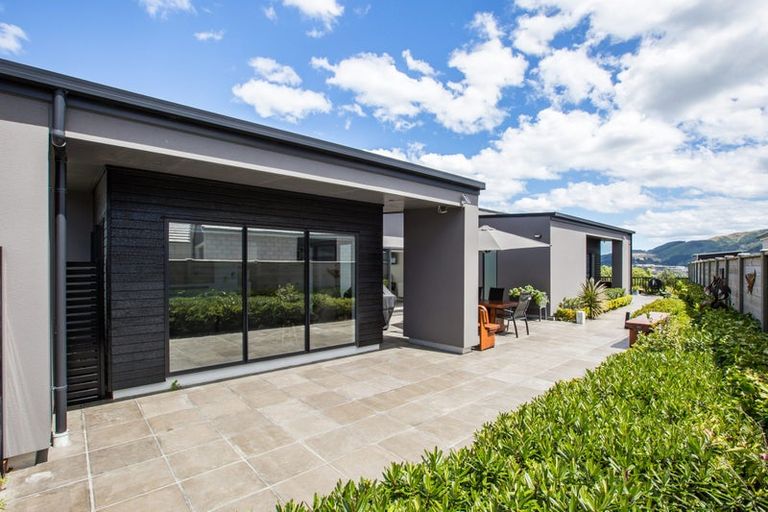 Photo of property in 55 Queen Charlotte Drive, Aotea, Porirua, 5024