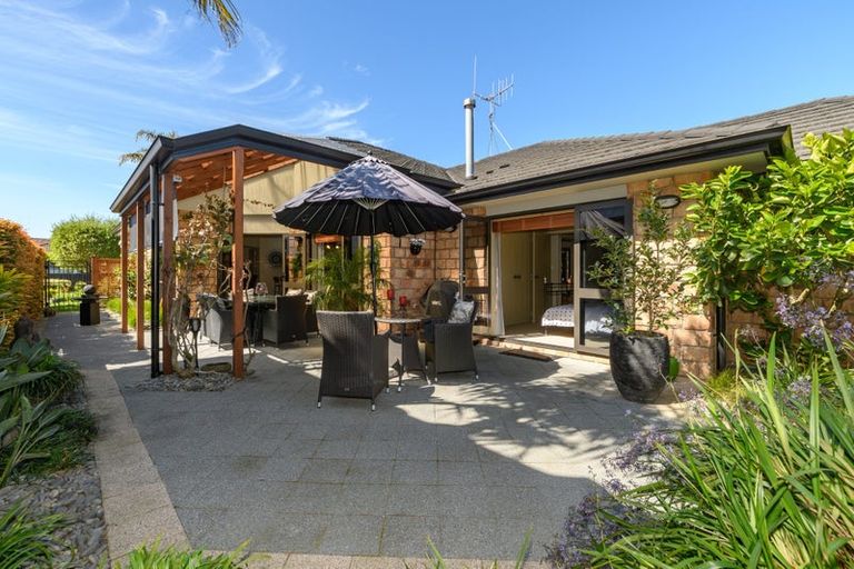 Photo of property in 5 Maldives Way, Papamoa Beach, Papamoa, 3118