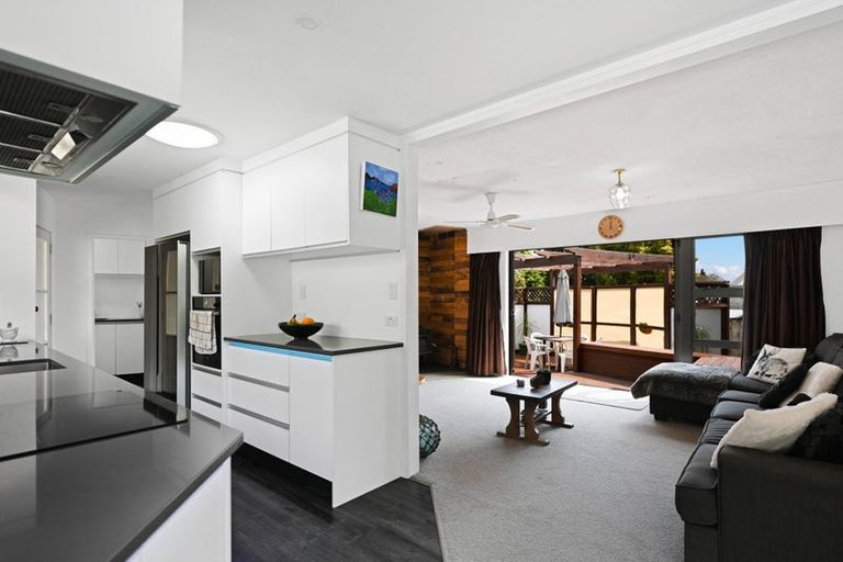 Photo of property in 26 Cypress Crescent, Pukete, Hamilton, 3200