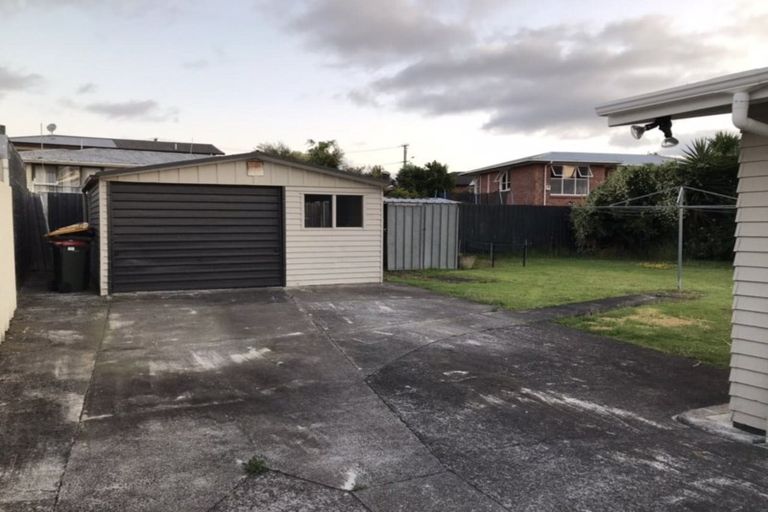 Photo of property in 12 Appleby Place, Mangere East, Auckland, 2024