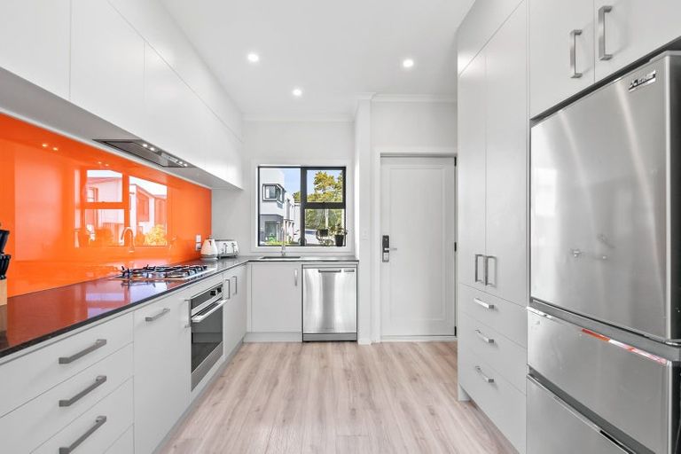 Photo of property in 9 Aston Crescent, Wallaceville, Upper Hutt, 5018