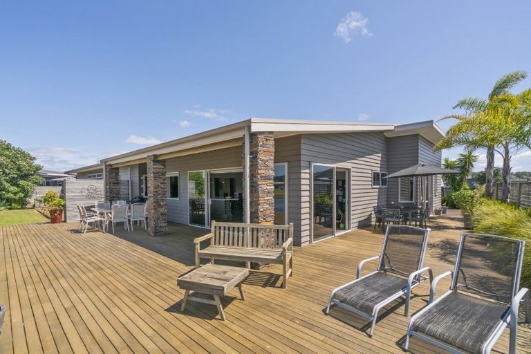 Photo of property in 119 Harbour Drive, Matarangi, Whitianga, 3592