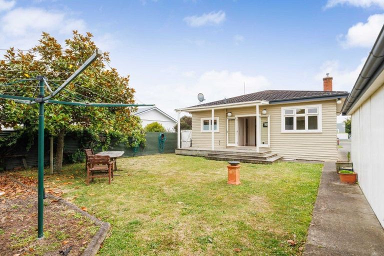 Photo of property in 30 Rongopai Street, Palmerston North, 4414