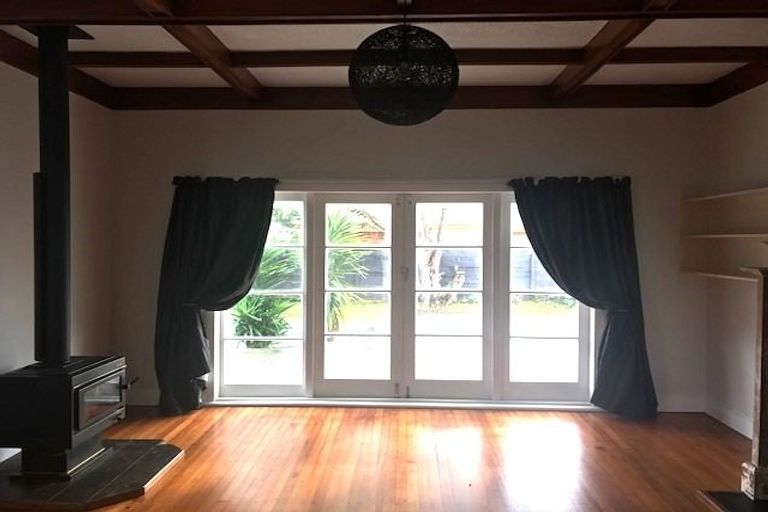 Photo of property in 55 Browns Road, Manurewa, Auckland, 2102