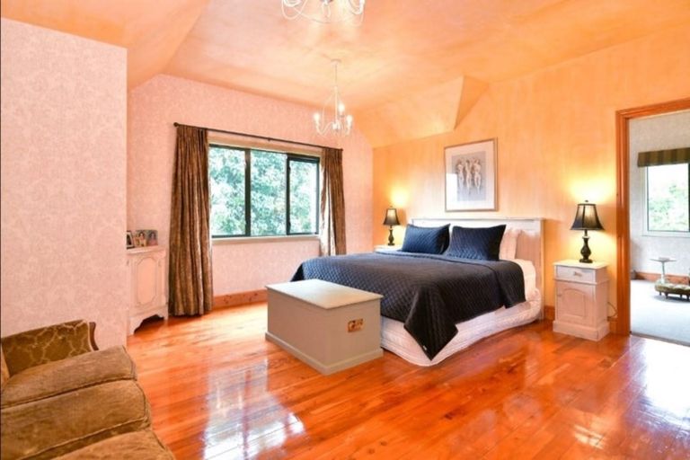 Photo of property in 420 Mangakura Road, Helensville, 0875