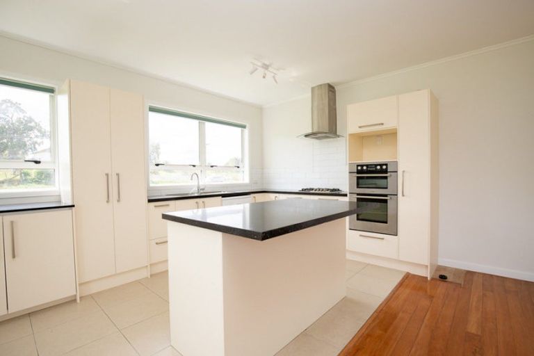 Photo of property in 24 Wharf Road, Kerepehi, Paeroa, 3671