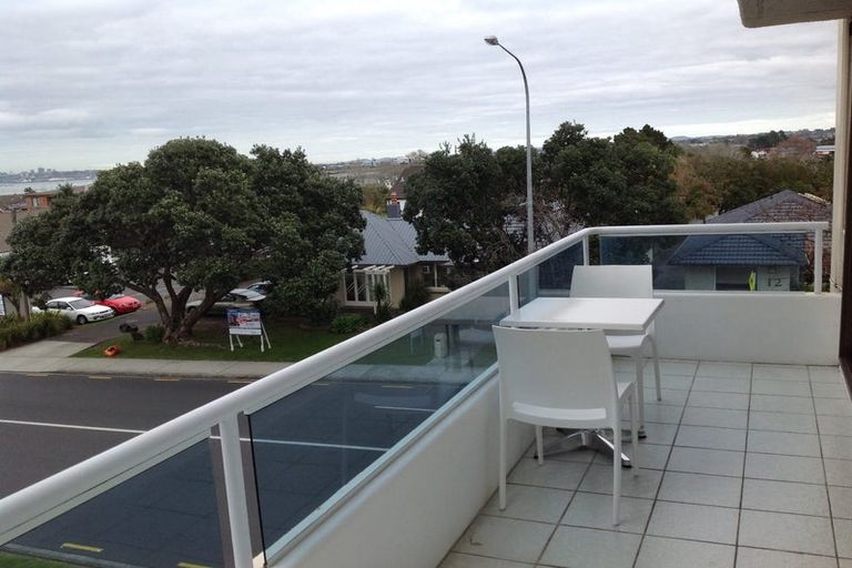 Photo of property in 4/15h Auburn Street, Takapuna, Auckland, 0622