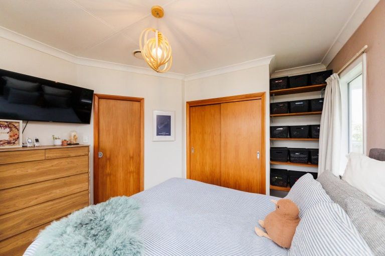 Photo of property in 38 Liverpool Street, Takaro, Palmerston North, 4412