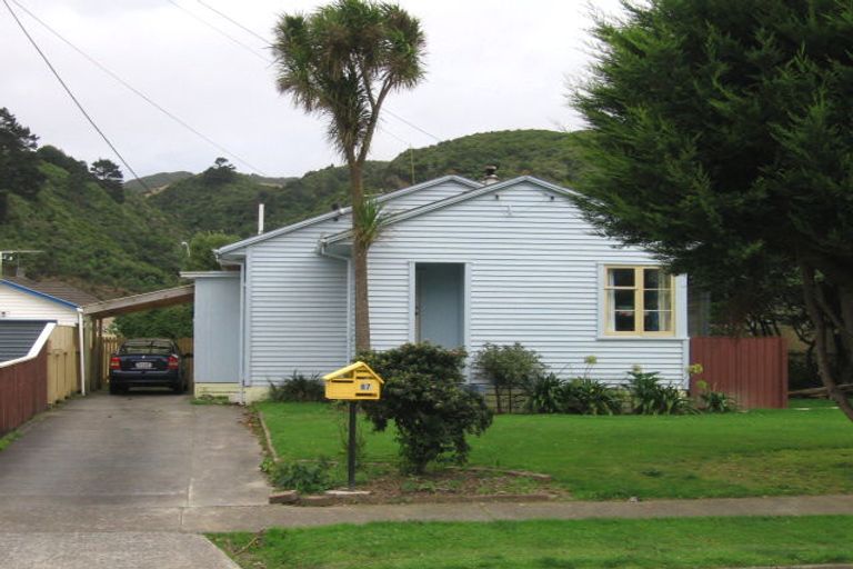 Photo of property in 67 Compton Crescent, Taita, Lower Hutt, 5011