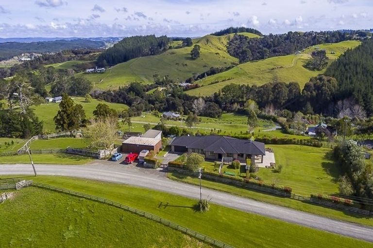 Photo of property in 91 Zanders Road, Helensville, Waimauku, 0882