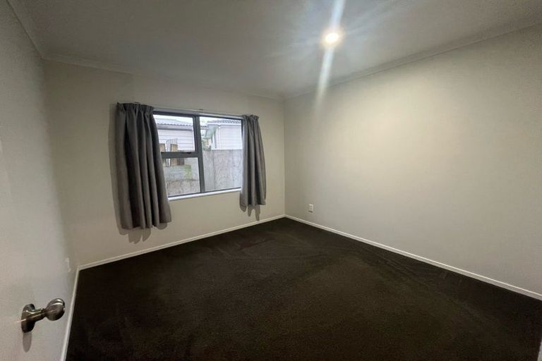 Photo of property in 71 John Walker Drive, Manurewa, Auckland, 2102