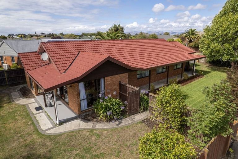 Photo of property in 654 Main North Road, Belfast, Christchurch, 8051