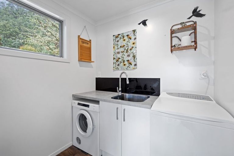 Photo of property in 25c Milton Terrace, Picton, 7220