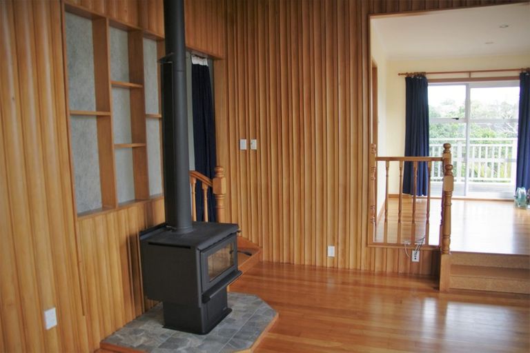 Photo of property in 14 Wynn Place, Howick, Auckland, 2014