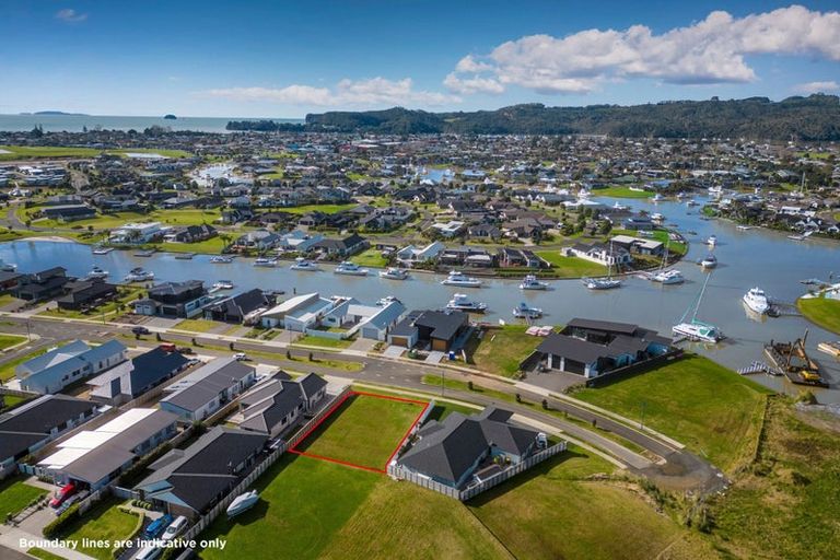 Photo of property in 34 Awatea Drive, Whitianga, 3510